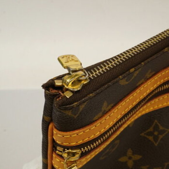 Louis Vuitton Monogram Pochette Bosphore Shoulder Bag - Picture 9 of 10